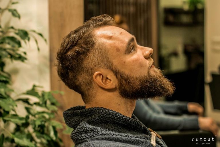 Długa broda po przycięciu i nadaniu kształtu