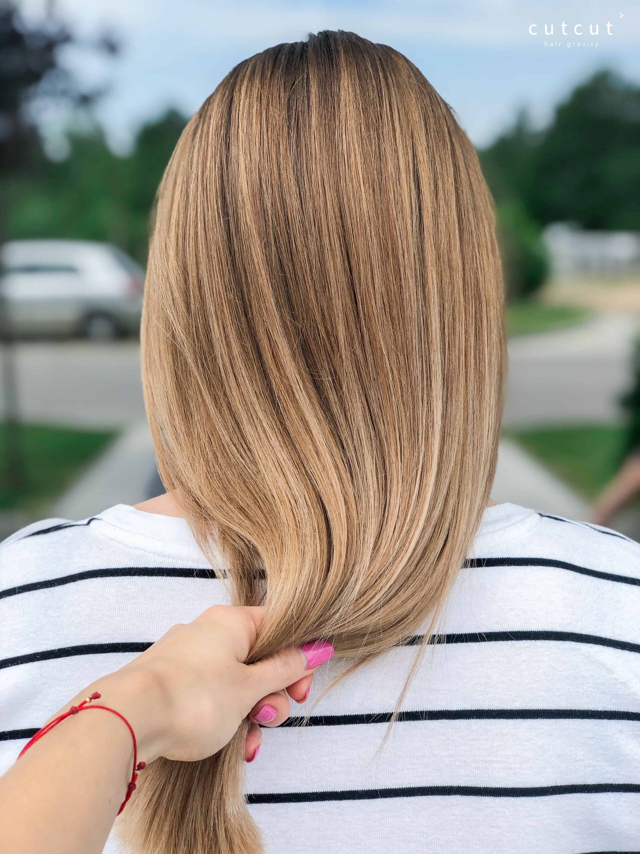 Wielotonowy ciepły blond po metamorfozie w CutCut